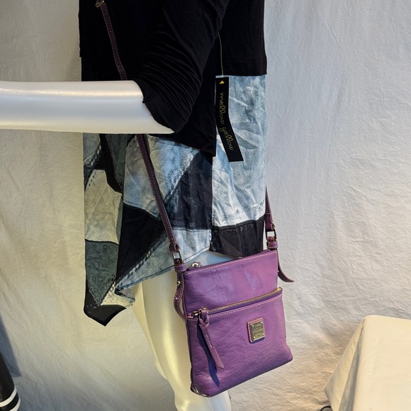 Dooney & Bourke Purple Crossbody Bag - Picture 4 of 15